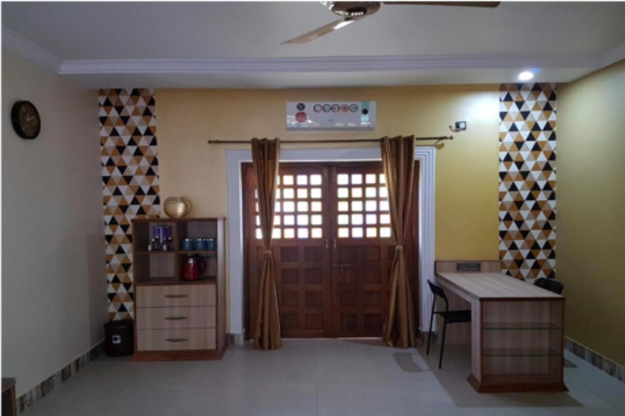 Jm Vista Suites Mapusa Luaran gambar