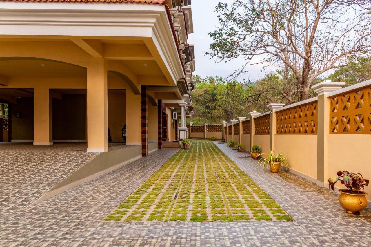 Jm Vista Suites Mapusa Luaran gambar
